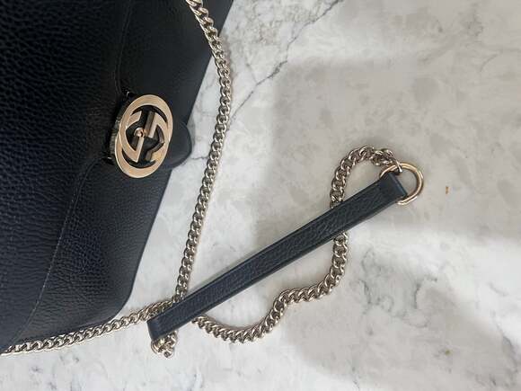 Black Gucci Interlocking G shoulder bag - Picture 5 of 12